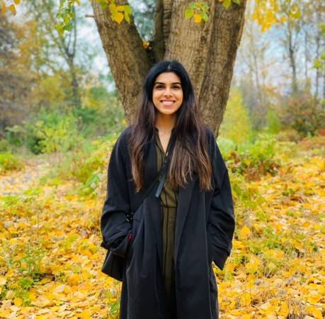 Dr. Sarah Almas