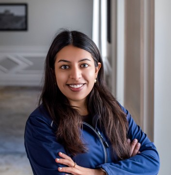 Dr. Poshika Dhingra